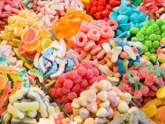 Maumbo ya Moyo, Waridi, Na Vipengele vya Barua